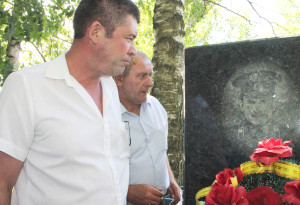 Памяти друга верны