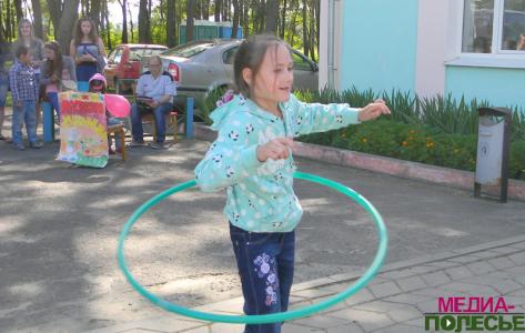 Клубничный праздник во Дворце отметили с размахом