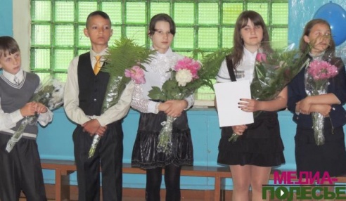 Учебный год завершился. На медали претендуют 40 выпускников