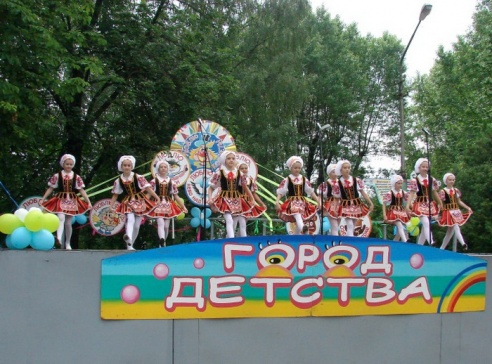 1 июня в парке культуры и отдыха Бобруйска расположился город Детства