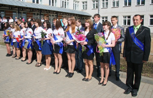 Няхай запомніцца сцяжынка, што ў школу кожны дзень вяла (+фота)