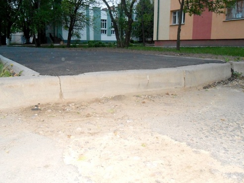 Для кого в Горках возводят высокие бордюры?