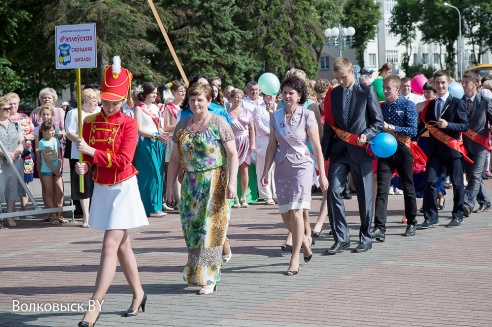 В добрый путь, выпускники! (фото)