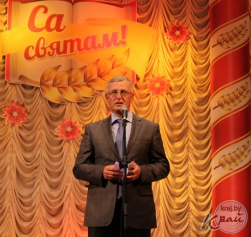 Более 60 медицинских работников Вилейского района наградили в торжественной обстановке 11 июня (ФОТО)