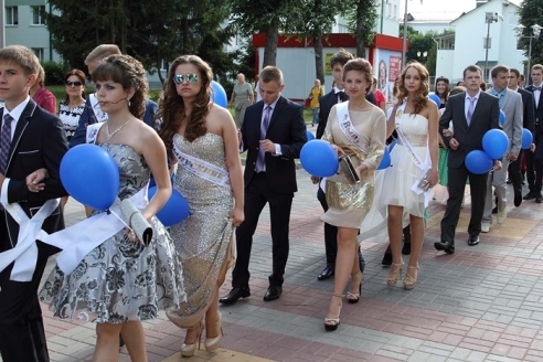 Выпускны ў Горках у фотаздымках