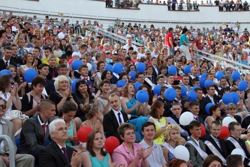 Выпускны ў Горках у фотаздымках