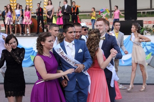 Выпускны вечар у Горках. Заканчэнне фотарэпартажу