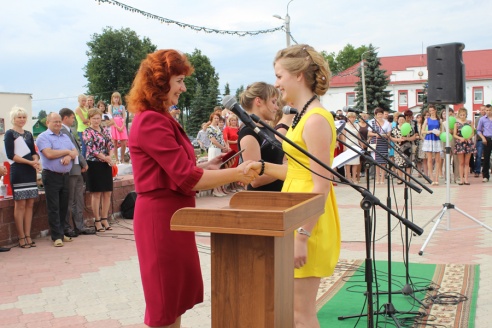 Парад выпускников-2014 в Лиозно