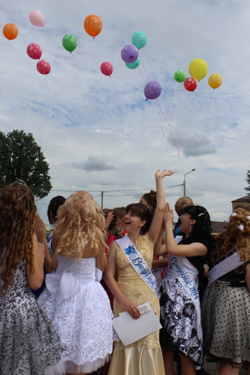 Парад выпускников-2014 в Лиозно