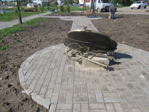 Сквер маладых у Глыбокiм