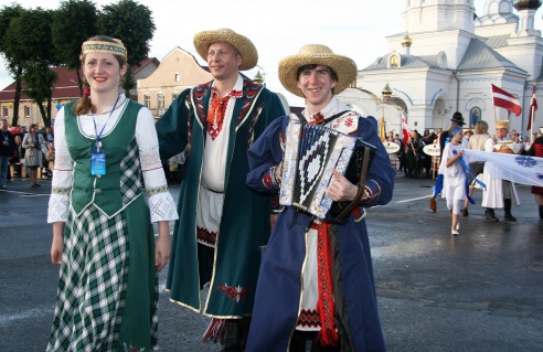На пастаўскім фестывалі ўсіх сардэчна сустракалі (+фота)
