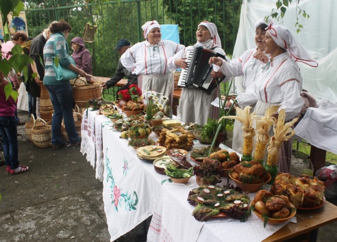 На пастаўскім фестывалі ўсіх сардэчна сустракалі (+фота)