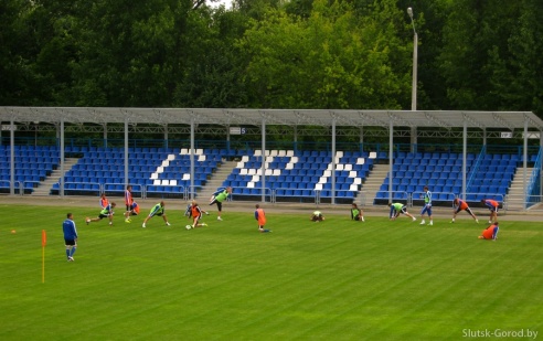 СФК «Слуцк» осваивает родной стадион