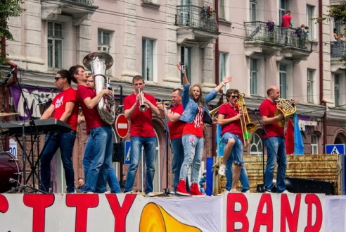 В Могилёве в День города прошло театрализованное шествие