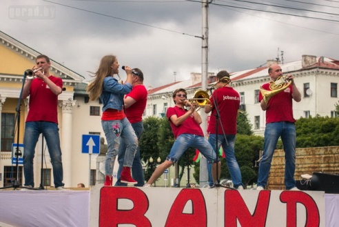В Могилёве в День города прошло театрализованное шествие
