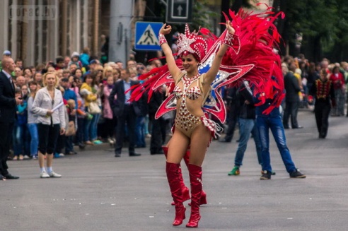 В Могилёве в День города прошло театрализованное шествие