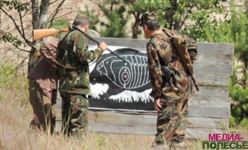 Самых метких охотников выявили соревнования по пулевой стрельбе