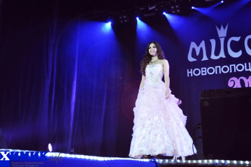 Мисс Новополоцк стала 16-летняя школьница (+ фото финала)
