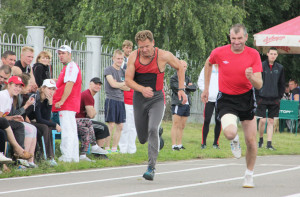 КТО В РАБОТЕ УСПЕШЕН,ТОТ И В СПОРТЕ СИЛЕН! КТО В РАБОТЕ УСПЕШЕН,ТОТ И В СПОРТЕ СИЛЕН!