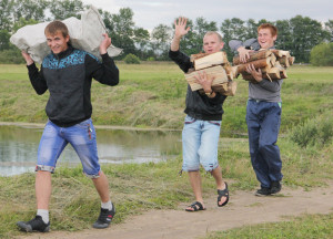 КТО В РАБОТЕ УСПЕШЕН,ТОТ И В СПОРТЕ СИЛЕН! КТО В РАБОТЕ УСПЕШЕН,ТОТ И В СПОРТЕ СИЛЕН!