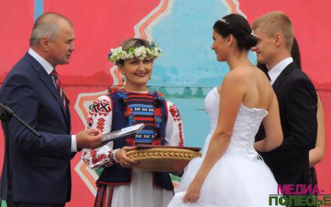 Дзень Незалежнасці ў Століне