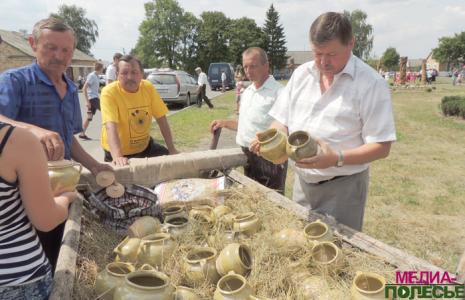 Міжнародны пленэр ганчароў завяршае сваю працу Міжнародны пленэр ганчароў завяршае сваю працу