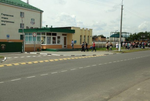 Барановичские предприниматели собрались у ГОВД с требованием освободить Николая Черноуса