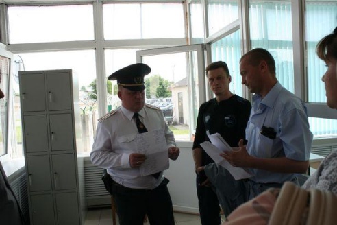 Барановичские предприниматели собрались у ГОВД с требованием освободить Николая Черноуса