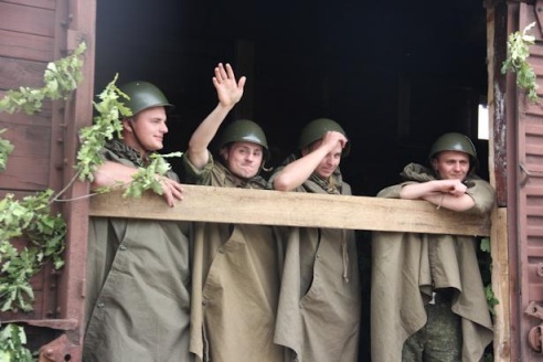 В Барановичах проехал поезд Победы на паровозной тяге