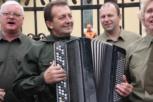 В Барановичах проехал поезд Победы на паровозной тяге
