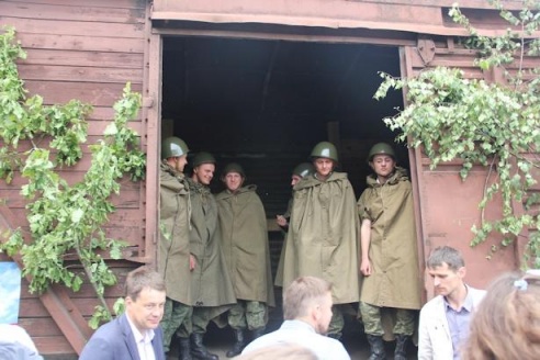 В Барановичах проехал поезд Победы на паровозной тяге