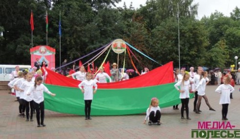 Дзень Незалежнасці ў Століне