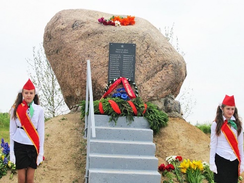 В Горецком районе появился еще один памятный знак