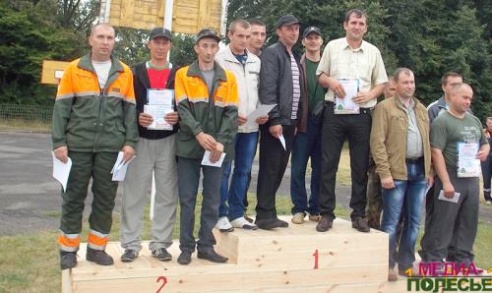Лучших лесорубов Брестчины определили соревнования в Лунинецком районе