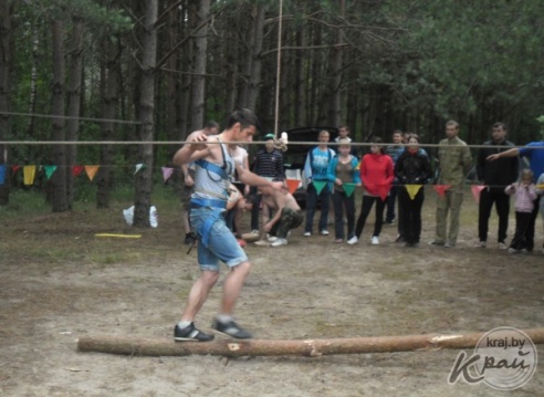 В межрегиональном турслете молодежи в Вилейском районе победила команда ЗАО «Механотроника» (ФОТО)