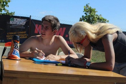 В Барановичах прошли соревнования по скейтбордингу