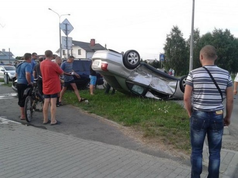 В Барановичах «Форд» налетел на «Тойоту» + видео