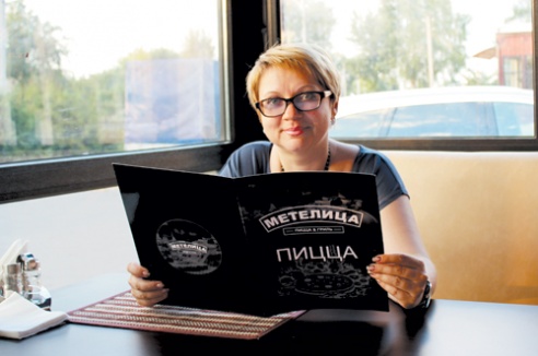 Открылся кафе-клуб «Метелица»