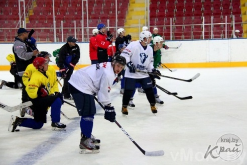 Первая тренировка «Динамо-Молодечно» на льду (+фото и видео)