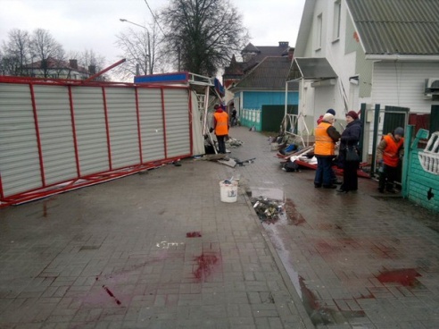 «Они просто переступили через нас, пострадавших, и пошли»: в Речице судили пьяного водителя, сбившего людей на остановке