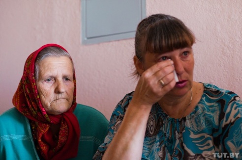 «Они просто переступили через нас, пострадавших, и пошли»: в Речице судили пьяного водителя, сбившего людей на остановке