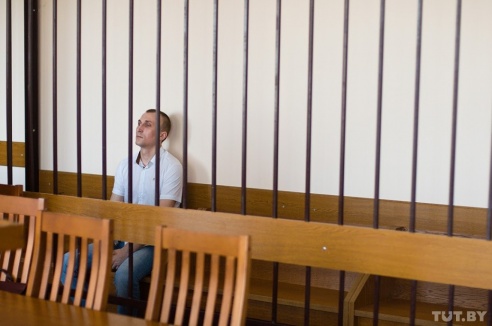 «Они просто переступили через нас, пострадавших, и пошли»: в Речице судили пьяного водителя, сбившего людей на остановке