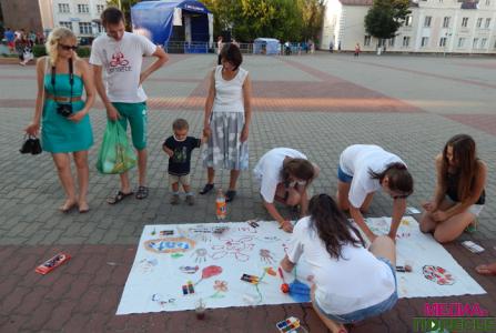 Лунинец отмечает свой праздник. День первый Лунинец отмечает свой праздник. День первый