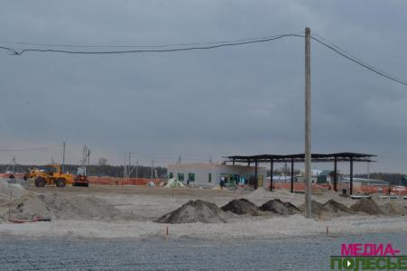 Новая АЗС открывается в Лунинце на месяц раньше срока