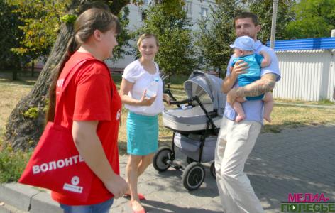 60 бутылок воды «испарились» с лунинецких улиц за 20 минут