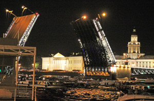Туристы из Костюковичей побывали в Санкт-Петербурге.