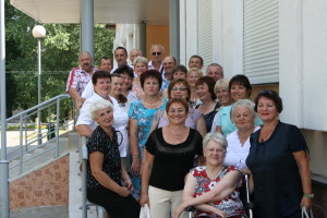 Через 40 лет после последнего школьного звонка встретились одноклассники 9 выпуска СШ №1.