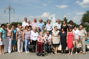 Через 40 лет после последнего школьного звонка встретились одноклассники 9 выпуска СШ №1.