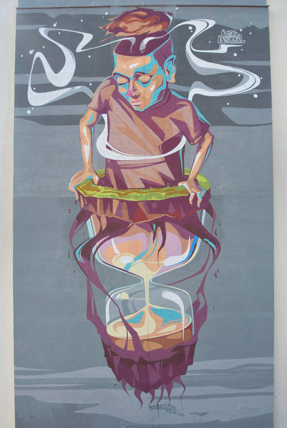 Как Короткевича перепутали с Кобзоном. Уличные художники потрудились в Рогачеве Как Короткевича перепутали с Кобзоном. Уличные художники потрудились в Рогачеве