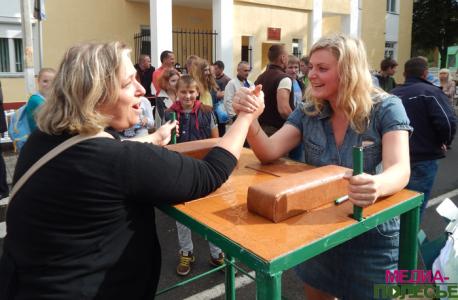 В Лунинецком районе почествовали тружеников села на районных “Дожинках”